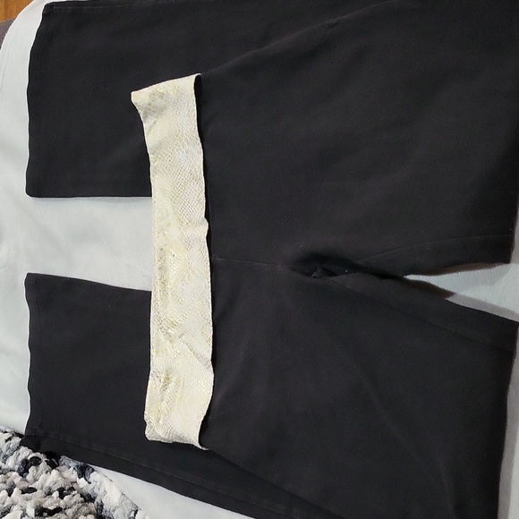 PINK Victoria's Secret New Orleans Saints Pants - Picture 7 of 10